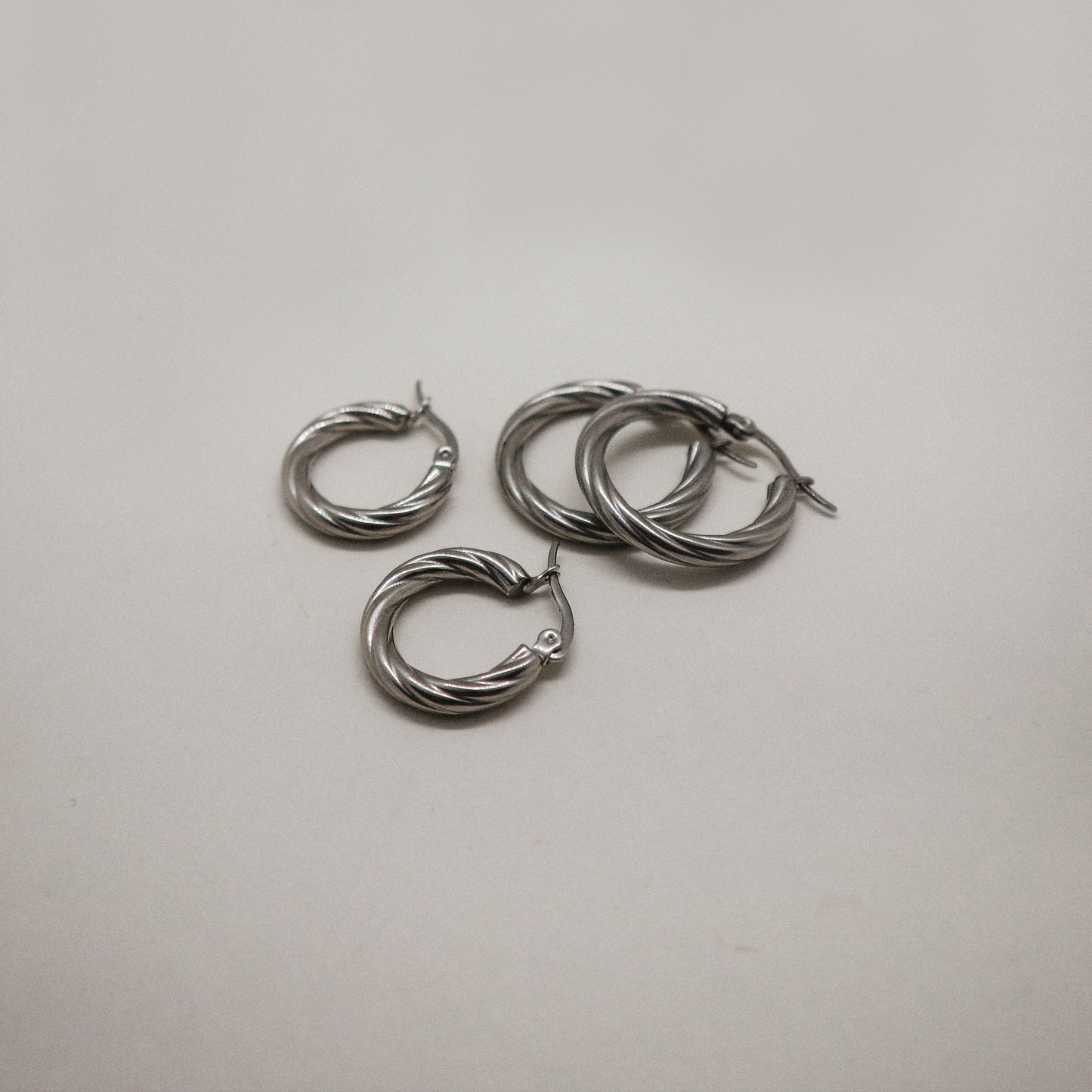 Noor twisted silver 25 mm