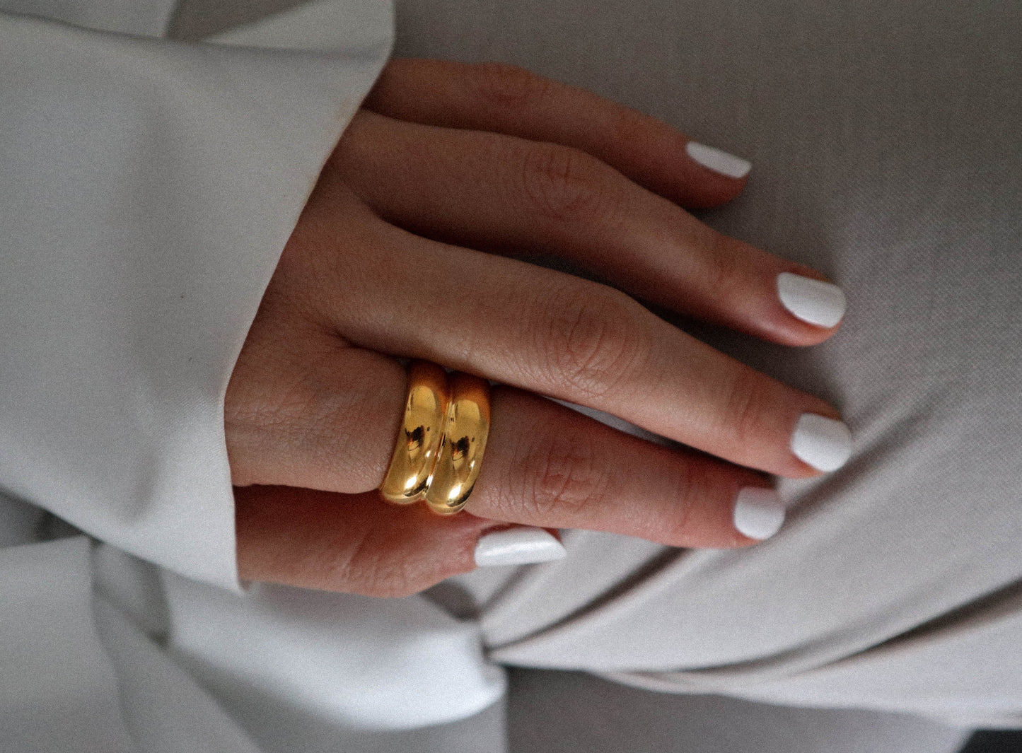 Lovely gold ring