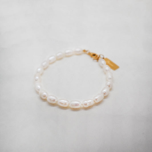 Love pearl bracelet