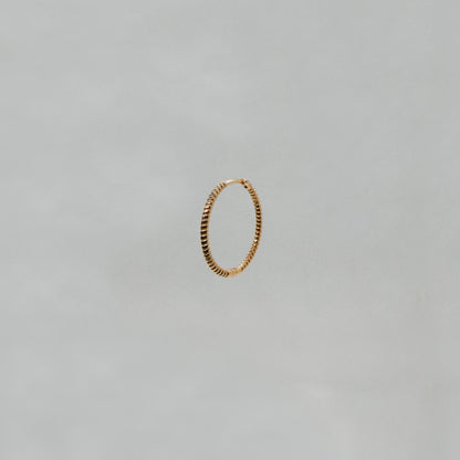 Hailey hoop earrings 20 mm gold