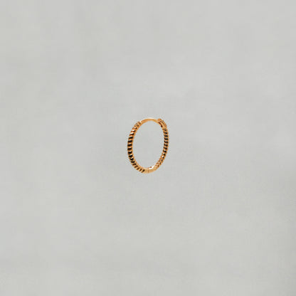 Hailey hoop earrings 15 mm gold