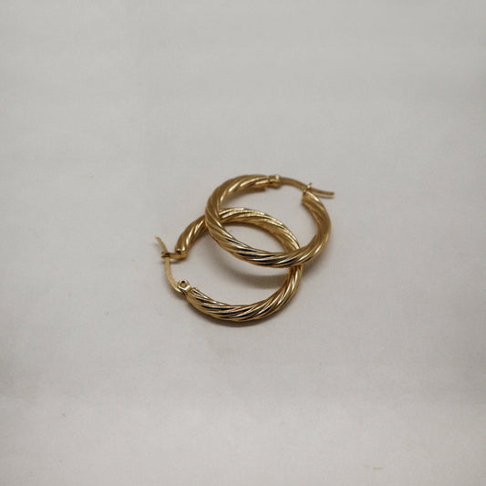 Noor twisted earrings 30mm