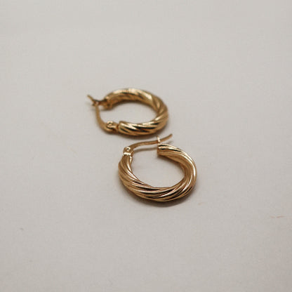Noor twisted earrings 20mm